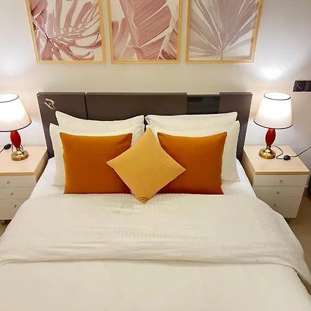 101 Urban Aparthotel